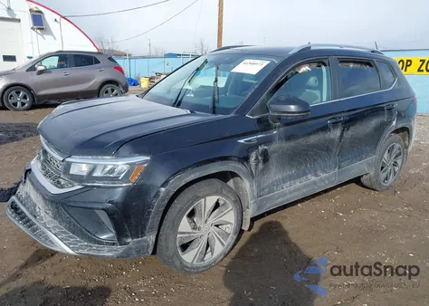 2024 Volkswagen Taos 1.5T Se z USA, uszkodzony, nr VIN 3VVUX7B22RM071751